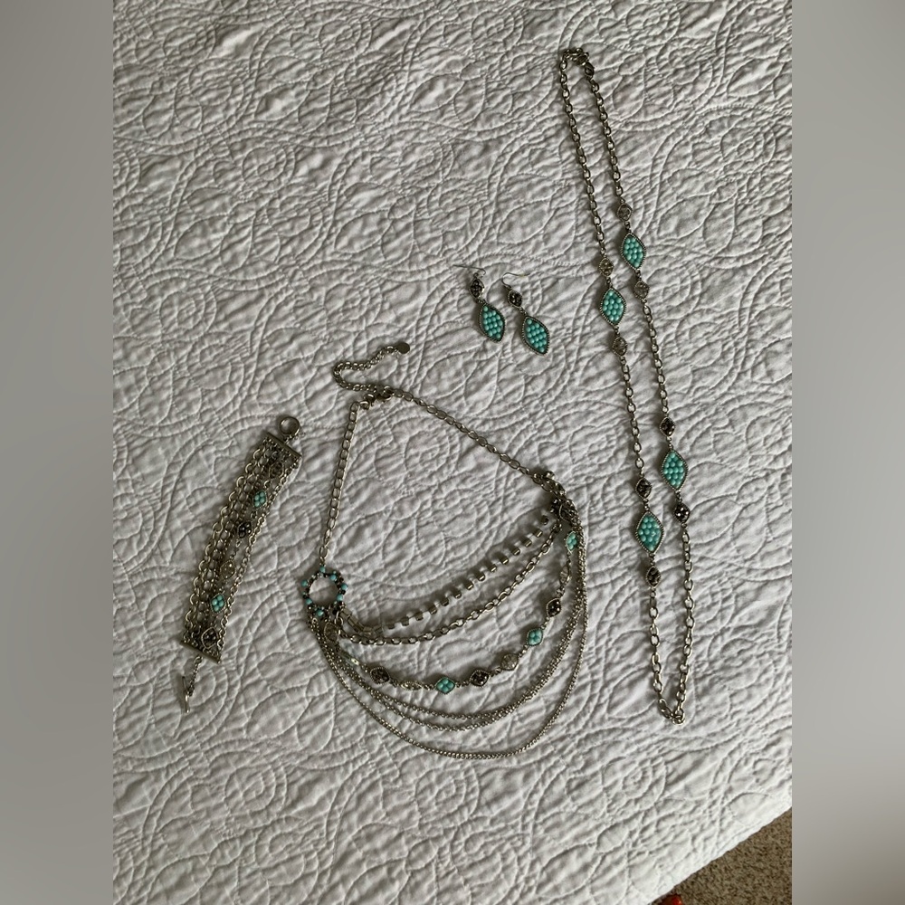 4 pc jewelry set